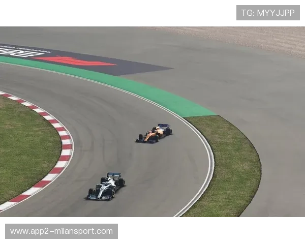 “弯道飞舞：漂移演技的极致展现”，弯道漂移表情包